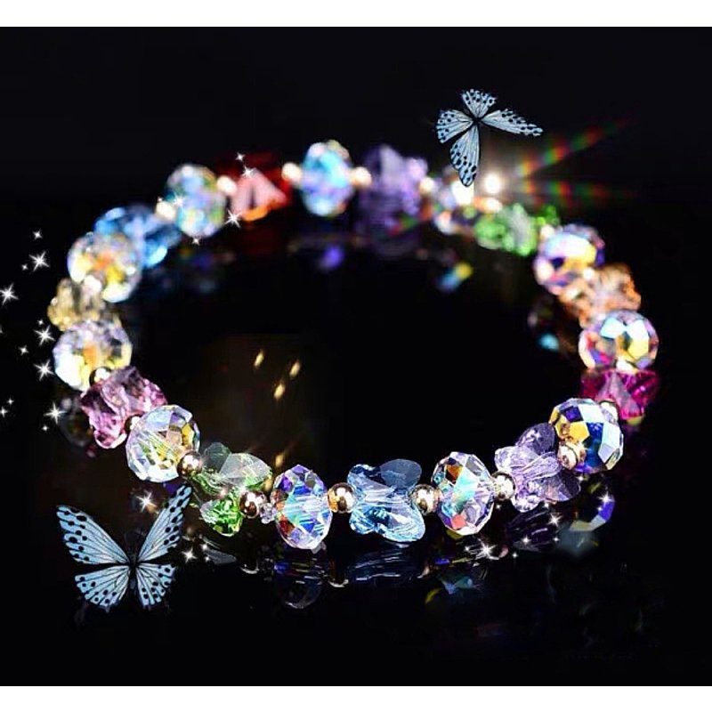 Bracelets élastiques en perles de verre avec charms papillon et rondelle — Bracelet Femme