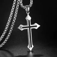 Collier Pendentif en Alliage Croisé avec Chaîne en Acier Inoxydable — Collier pendentif