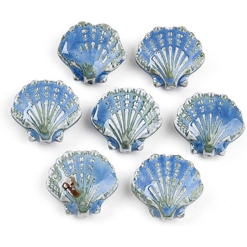 Perles en Porcelaine Faite Main en Forme de Coquillage — Perles à bijoux