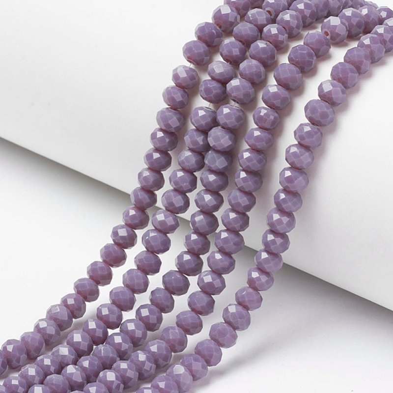 Brins de perles en verre opaques mauves, facettées, rondelles — Perles à bijoux