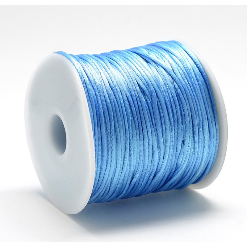 Corde Satin Rattail en Nylon, Bleu Cornflower, 1mm, 76.55 verges — Chaînes, fils et cordons