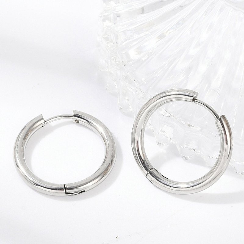 Trouvailles de boucles d'oreilles huggie en acier inoxydable 201 avec épingles — Accessoires pour bijoux