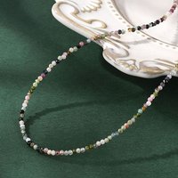 Collier en perles de tourmaline naturelle avec fermoir en acier inoxydable
