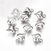 Charm en Acier Inoxydable 304 Résistant à l'Oxyde en Forme de Cœur — Breloques et pendentifs