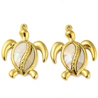 Pendentifs en Coquillage Naturel avec Charms de Tortue de Mer en Plaqué Or 18K — Breloques et pendentifs