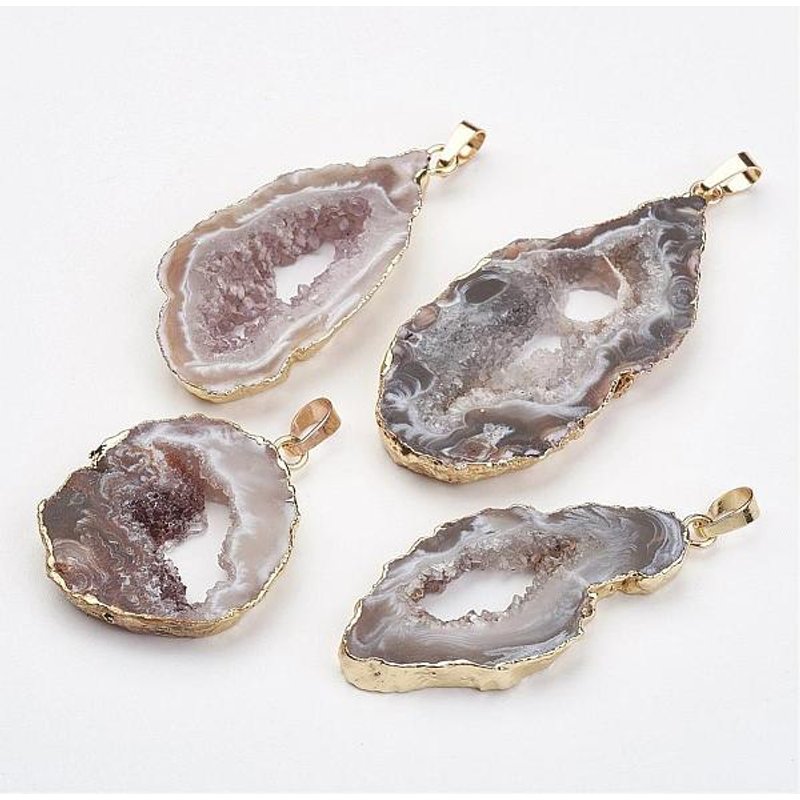 Pendants en agate géode naturelle avec attaches en laiton