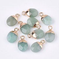 Charms en Aventurine Verte Naturelle Électroplaquée avec Trouvailles en Fer — Breloques et pendentifs