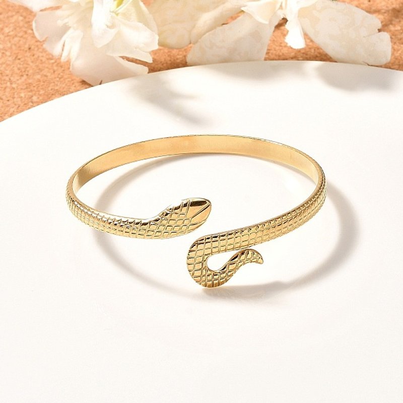 Bracelet ouvert en acier inoxydable 304 plaqué or 18K pour femmes — Bracelet Femme