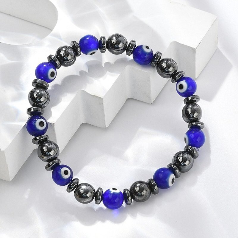 Bracelet extensible fait main avec perles œil maléfique et hématite synthétique — Bracelet Femme