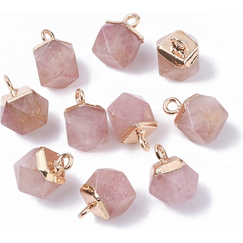 Charm en Quartz Fraise Naturel avec Boucles en Fer Plaqué Or — Breloques et pendentifs