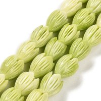 Brins de perles en corail synthétique teint, fleur de magnolia, vert jaune — Perles à bijoux