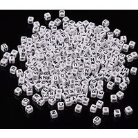 Perles Cubes Lettres Acryliques, 6mm, 2600pcs — Perles à bijoux