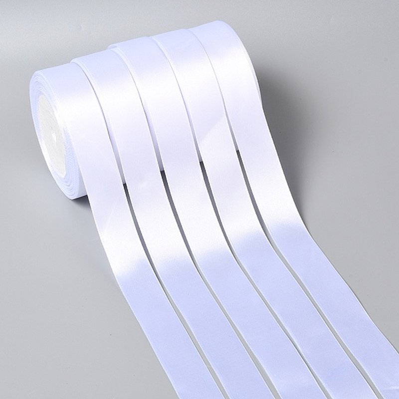 Ruban Satin à Une Face, Ruban en Polyester, Blanc, 125 verges au total — Chaînes, fils et cordons
