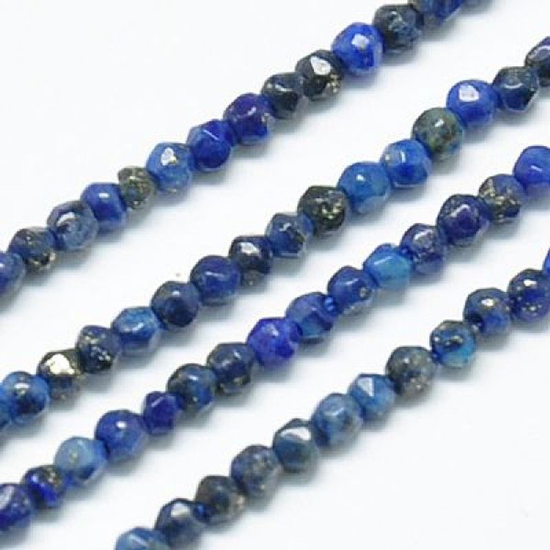 Brins de perles de Lapis Lazuli naturel, facettées, rondes, bleu nuit — Perles à bijoux