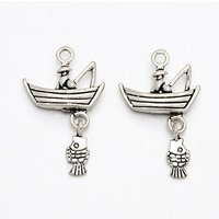 Pendentifs en alliage de style tibétain - Bateau, pêcheur et poisson — Breloques et pendentifs