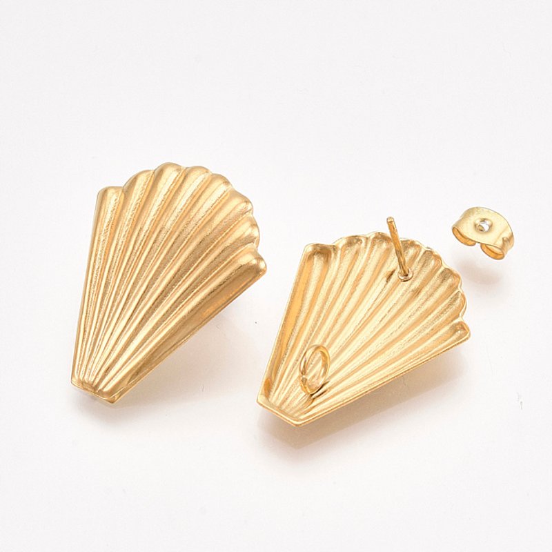 Trouvailles de clous d'oreilles en acier inoxydable 304 avec boucle — Accessoires pour bijoux