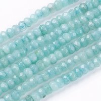 Brins de perles de jade blanc naturel, perles facettées teintées — Perles à bijoux