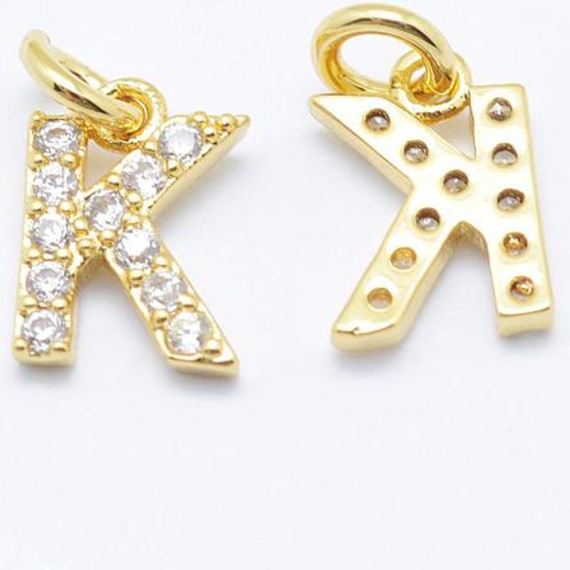 Charm en Zirconia Cubique Grade AAA Micro Pave - Lettre K — Breloques et pendentifs
