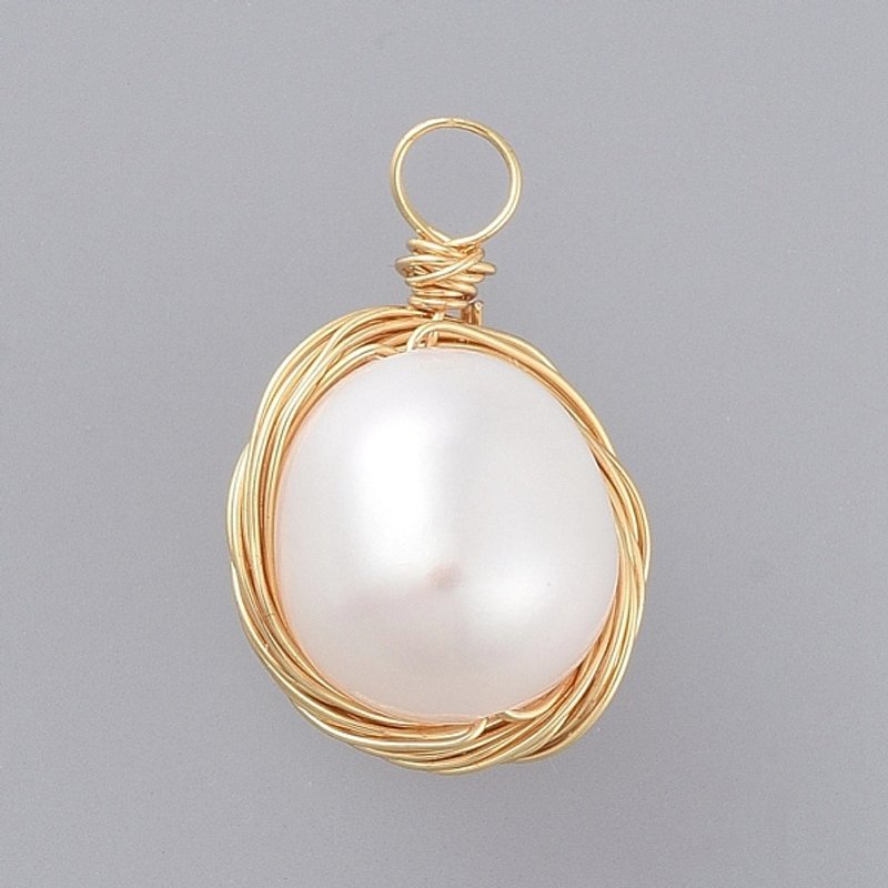 Pendants en perles Keshi baroques naturelles avec fil plaqué or 18K — Breloques et pendentifs