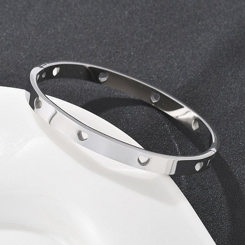 Bracelets en acier inoxydable 304 Hollow Heart pour femmes — Bracelet Femme