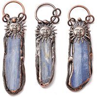 Pendentifs en Kyanite Naturel avec Trouvailles en Étain Cuivre Rouge — Breloques et pendentifs