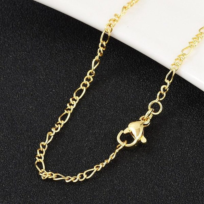 Collier Chaîne Figaro en Laiton pour Femmes, Plaqué Or 18K, 17,52 po — Collier pendentif