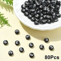 Perles en acrylique opaque avec trou horizontal, émail, rond plat, lettre E