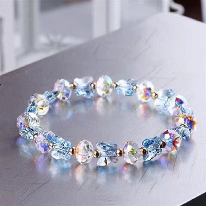 Bracelet Élastique en Perles de Verre avec Charms Papillon et Rondelle — Bracelet Femme
