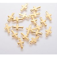 Charms croix mini en acier inoxydable 304, plaqué or 18k — Breloques et pendentifs