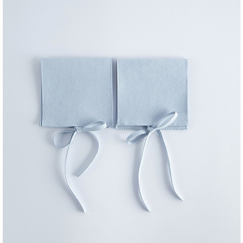 Poches de rangement en microfibre pour bijoux avec rabat, bleu acier clair — Rangement et présentation