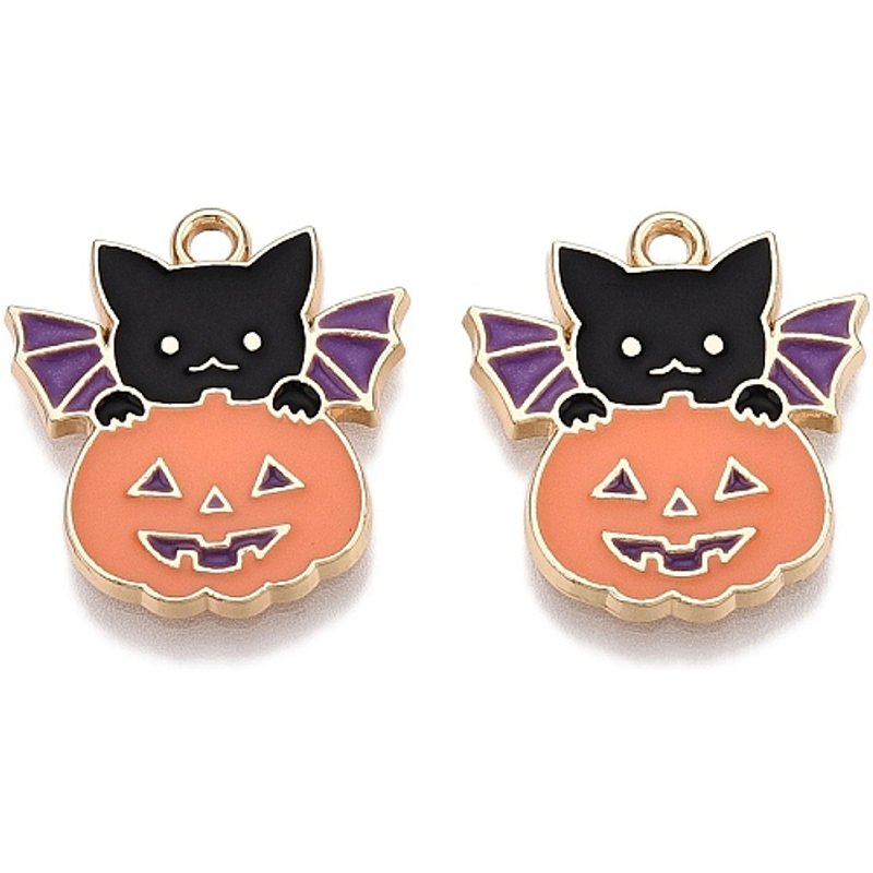 Pendentif Chat avec Citrouille - Thème Halloween, Émail Doré — Breloques et pendentifs