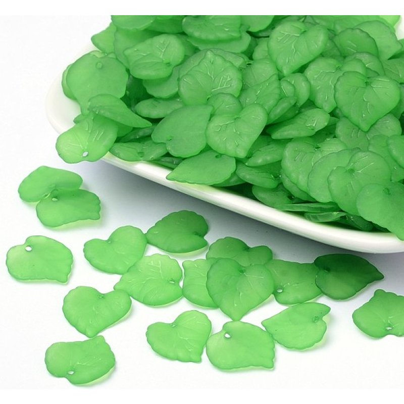 Transparent Green Leaf Acrylic Pendants, Frosted, 16x15mm, 1650pcs — Charms & Pendants