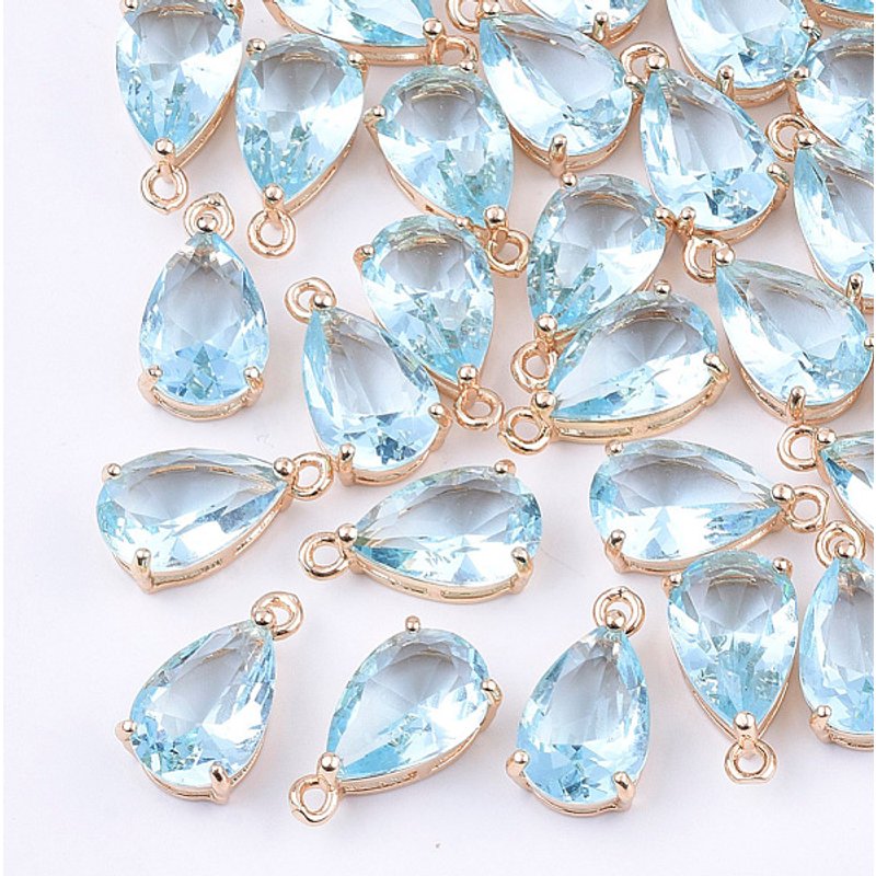 Charm en verre transparent en forme de goutte avec attaches en laiton — Breloques et pendentifs