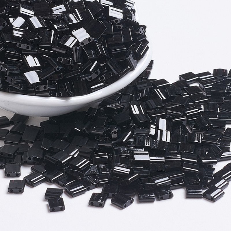 Perles Miyuki Tila, Perles de Verre Japonaises à 2 Trou, Noires (TL401) — Perles à bijoux