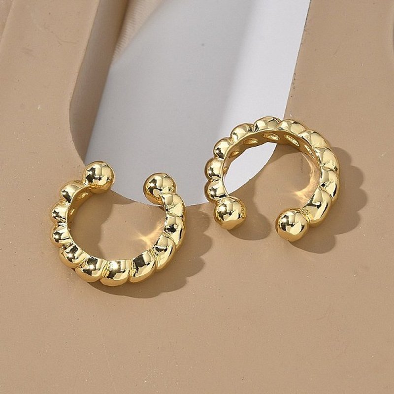 Boucles d'oreilles en laiton torsadé à forme de corde - Plaqué or 18K — Bijoux fantaisie