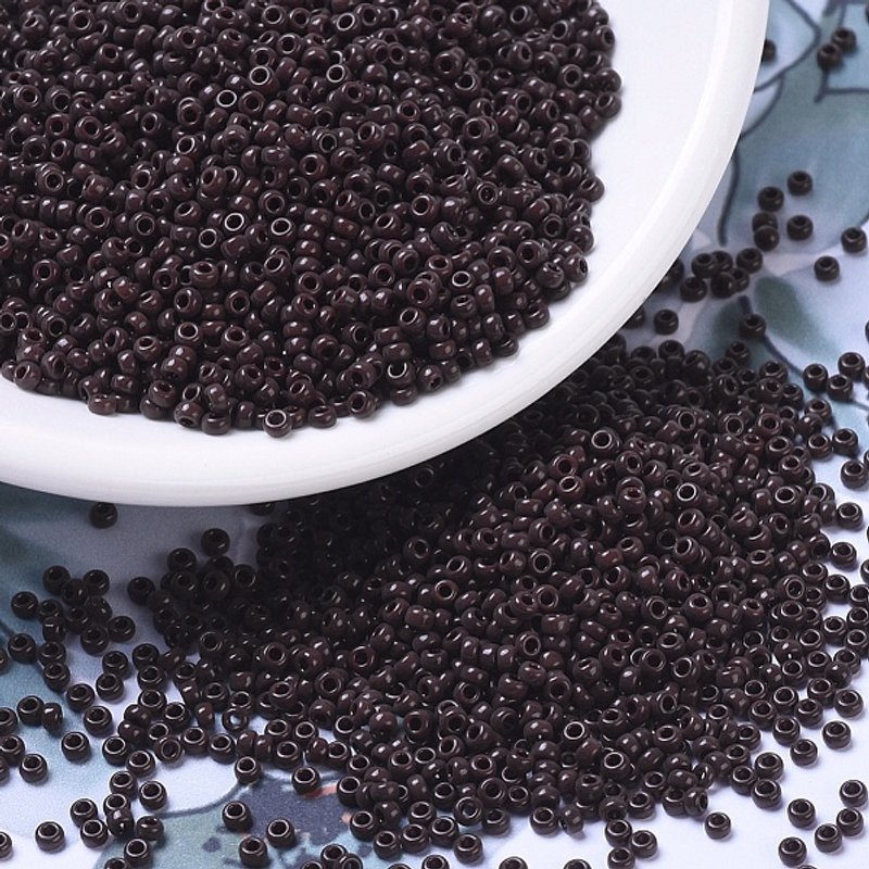 Perles Rocailles Miyuki, Perles de Verre Japonaises, Chocolat Opaque — Perles à bijoux