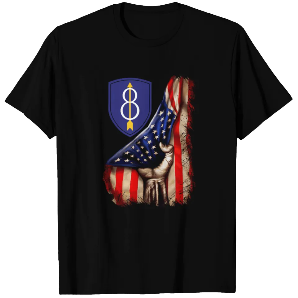 T-shirt de la 8e Division d'Infanterie avec Drapeau Américain pour Hommes — T-shirts pour hommes