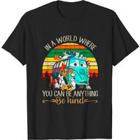 Dans un monde où vous pouvez être n'importe quoi, soyez gentil T-shirt Camp pour hommes