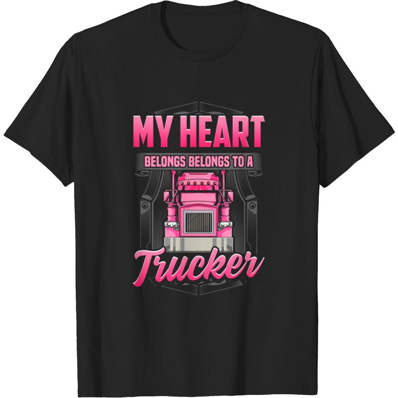 Mon cœur appartient à une femme de camionneur T-shirt