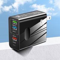 Chargeur de Voyage Multi-Port à Charge Rapide | TurboTech — Accessoires de voyage