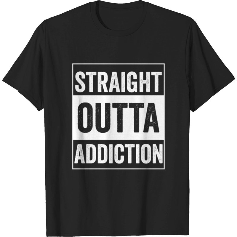 T-shirt humoristique Straight Outta Addiction AA NA pour hommes — T-shirts pour hommes