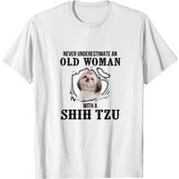 Ne sous-estimez jamais une vieille femme avec un Shih Tzu T-shirt pour hommes — T-shirts pour hommes