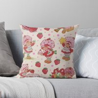 Vintage Strawberry Shortcake Throw Pillow — Decorative Cushions