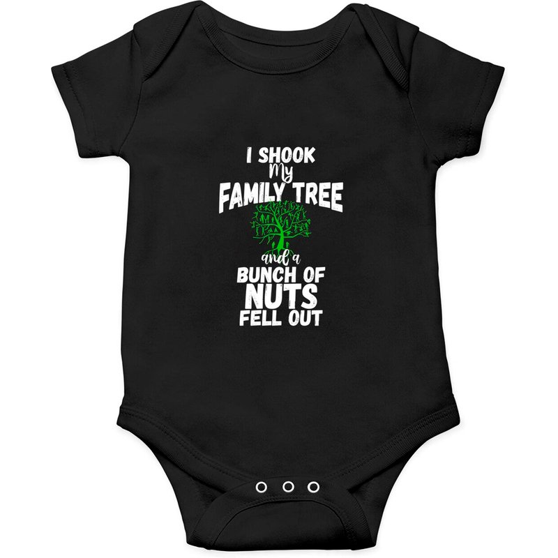 Body de Famille Amusant J'ai Secoué Mon Arbre Familial Et Une Troupe De Noix Est Tombée — Bodys bébé
