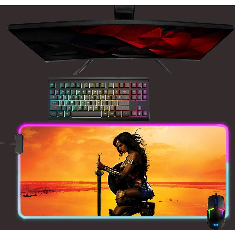 Wonder Woman Led Mouse Mat, Rgb Mouse Pad, Gaming Mouse Pad, Desk Mat, Gift For Gamer — Tapis de souris et sous-mains