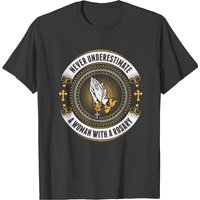 Never Underestimate A Woman With A Rosary Tshirt T-shirt — T-shirts pour hommes