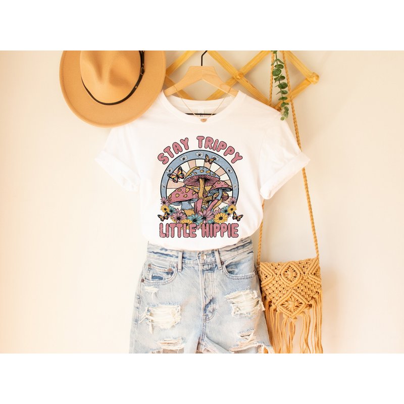 Stay Trippy Little Hippie Tshirt, Boho Graphic T Shirt — T-shirts pour hommes