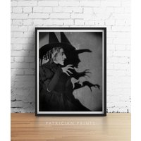 Vintage Wicked Witch Art Print, Wizard Of Oz Rustic Distressed Chalkboard Giclee Poster — Affiches et impressions