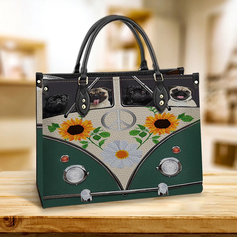 Pug Hippie Bus Leather Bag — Sacs à main pour femmes