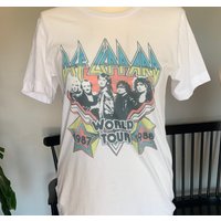 Def Leopard World Tour | Vintage | Band Tee — Mens T Shirts